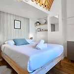 Two Bedroom House With Courtyard, Quiet Guest house 3*
