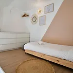 Two Bedroom House With Courtyard, Quiet Guest house 3*