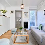 Guest house Two Bedroom House With Courtyard, Quiet Saint-Andre-lez-Lille