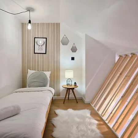 Two Bedroom House With Courtyard, Quiet 3* Saint-Andre-lez-Lille