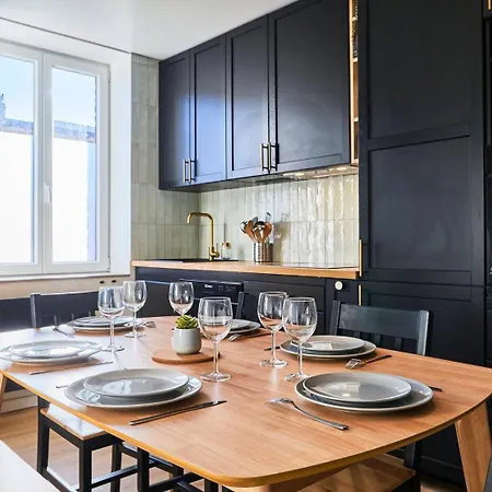 Two Bedroom House With Courtyard, Quiet Penzion